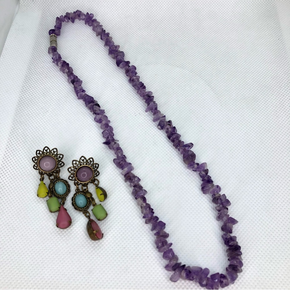 Vintage Amethyst Chips Beaded Necklace with Paired Modern Earrings